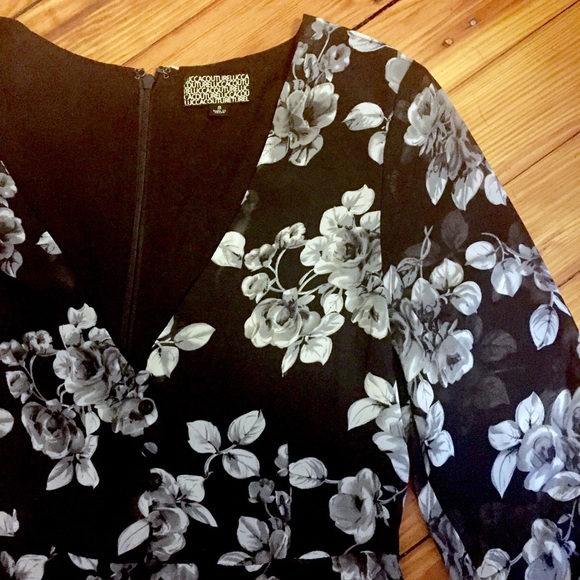 NWOT - Lucca Couture Black Floral Maxi Dress - S - Picture 6 of 6